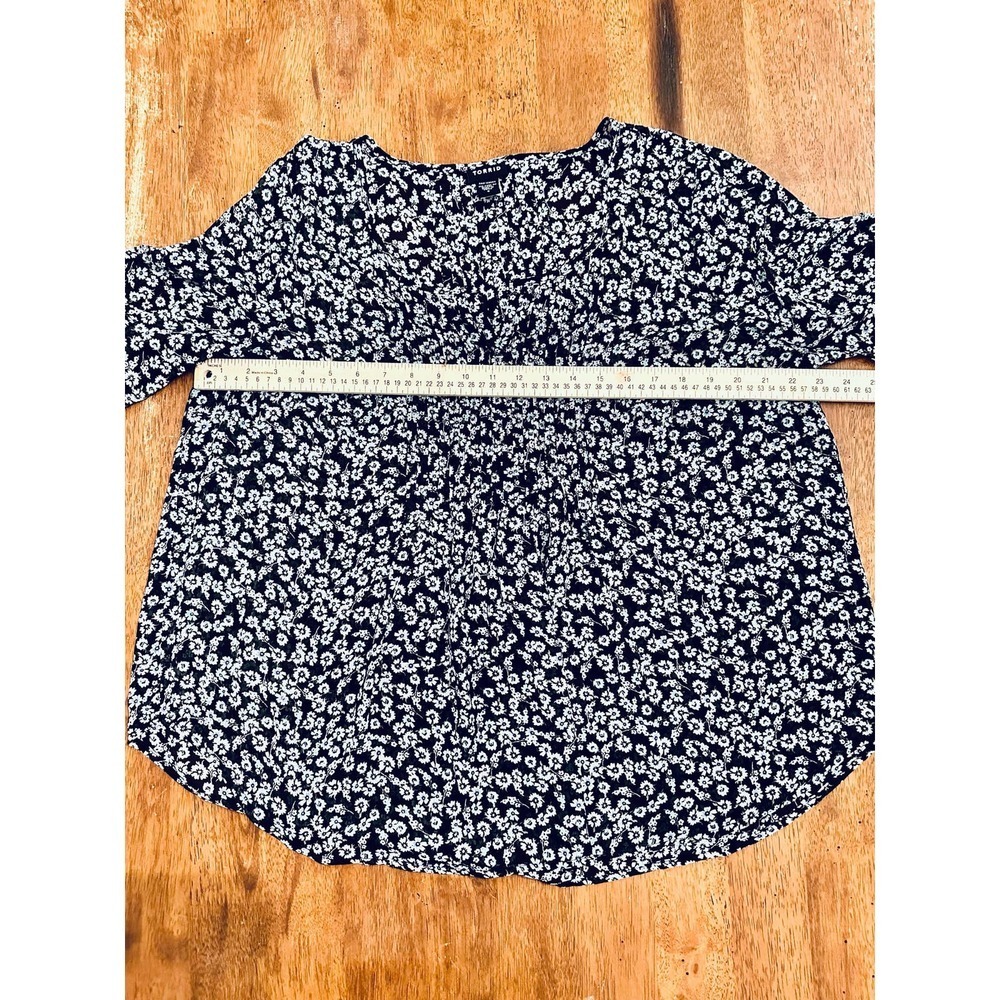 EUC Torrid semi sheer 3/4 sleeve floral print top size 0 - Picture 4 of 8